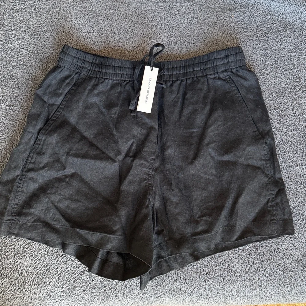 NWT Banana Republic linen pull-on 4”short - Picture 1 of 5